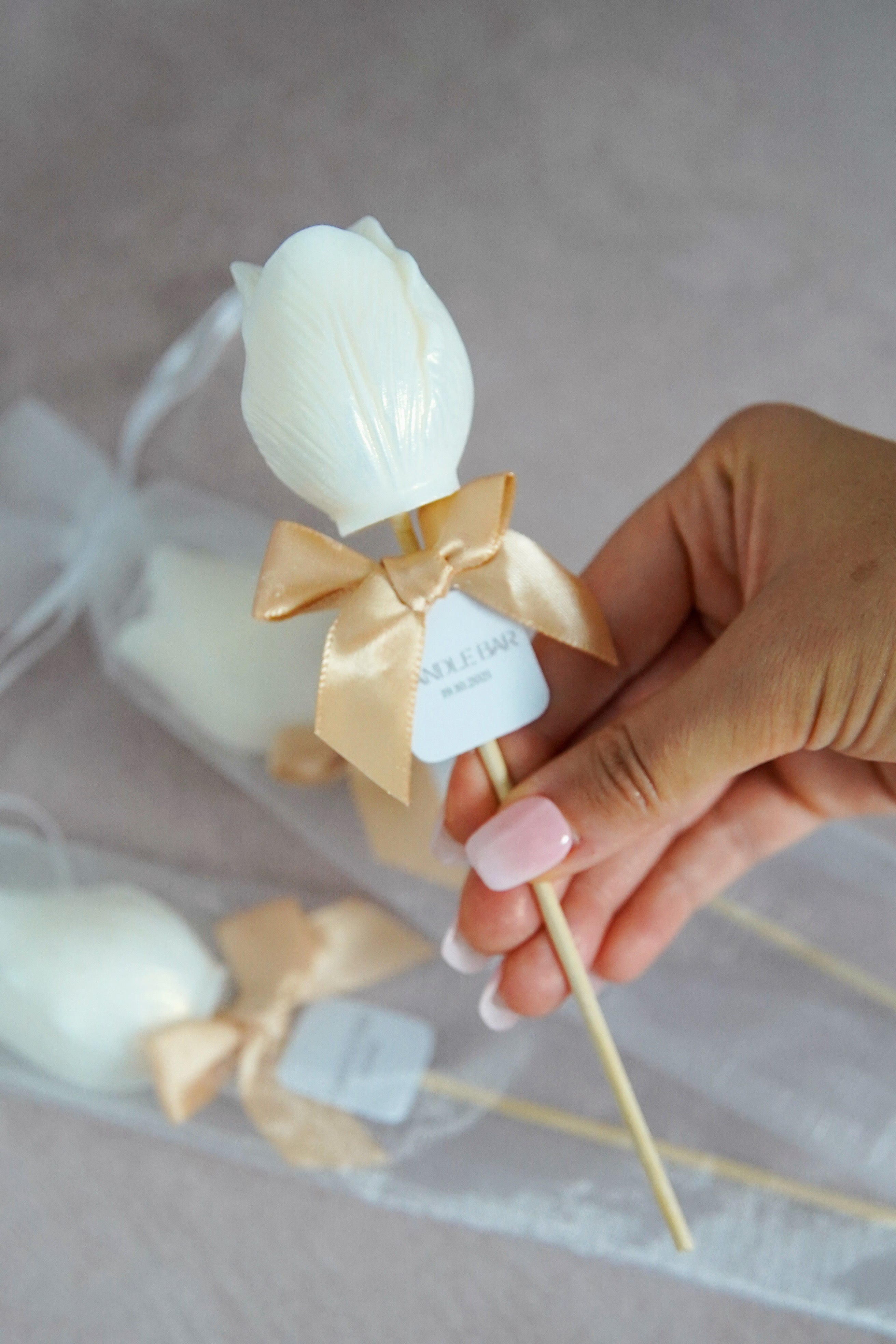 CADEAUX D'INVITÉS - TULIPE ÉLÉGANTE